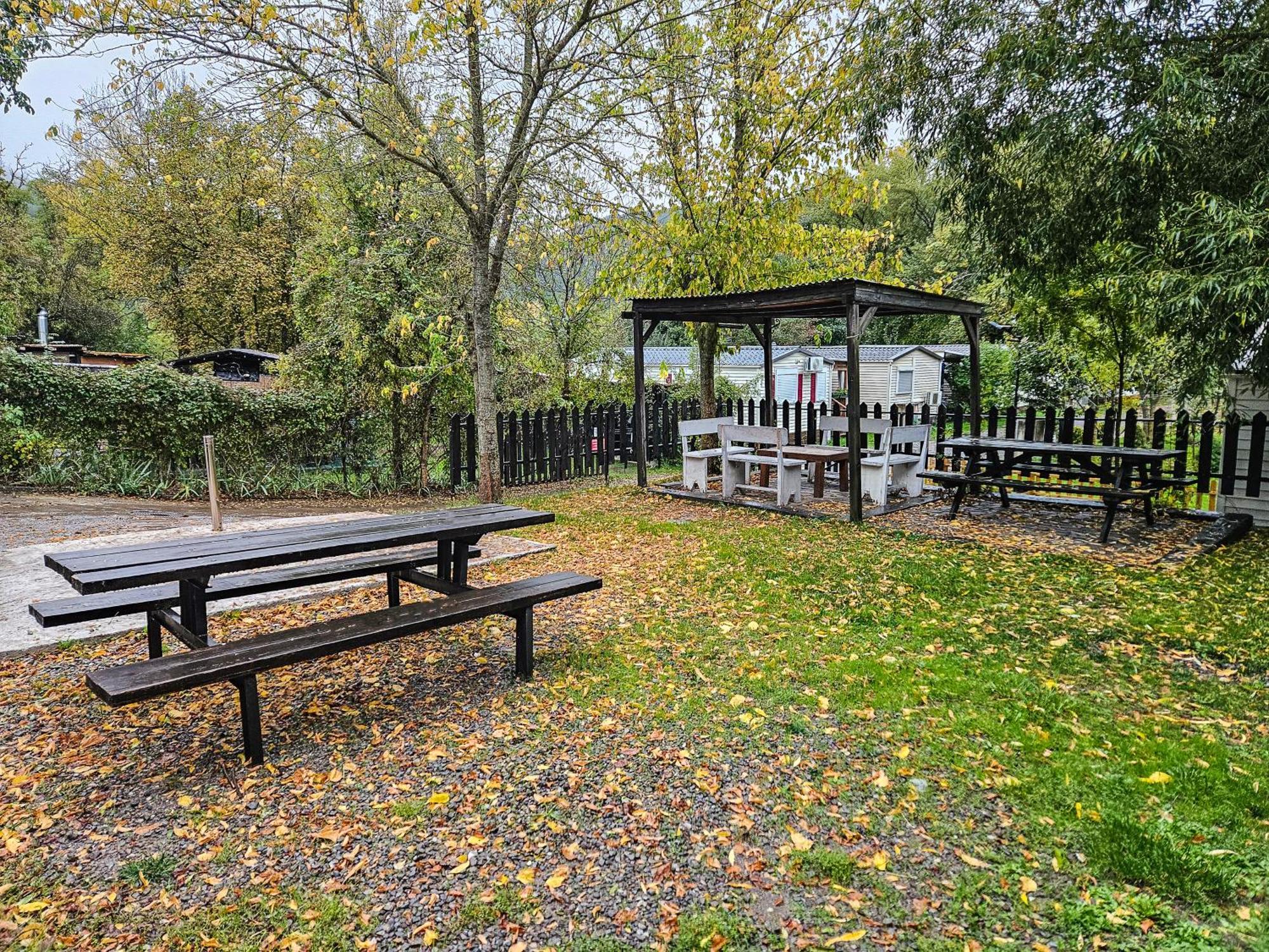 Bungalows Y Cabanas Solopuent Natur Castiello de Jaca Esterno foto