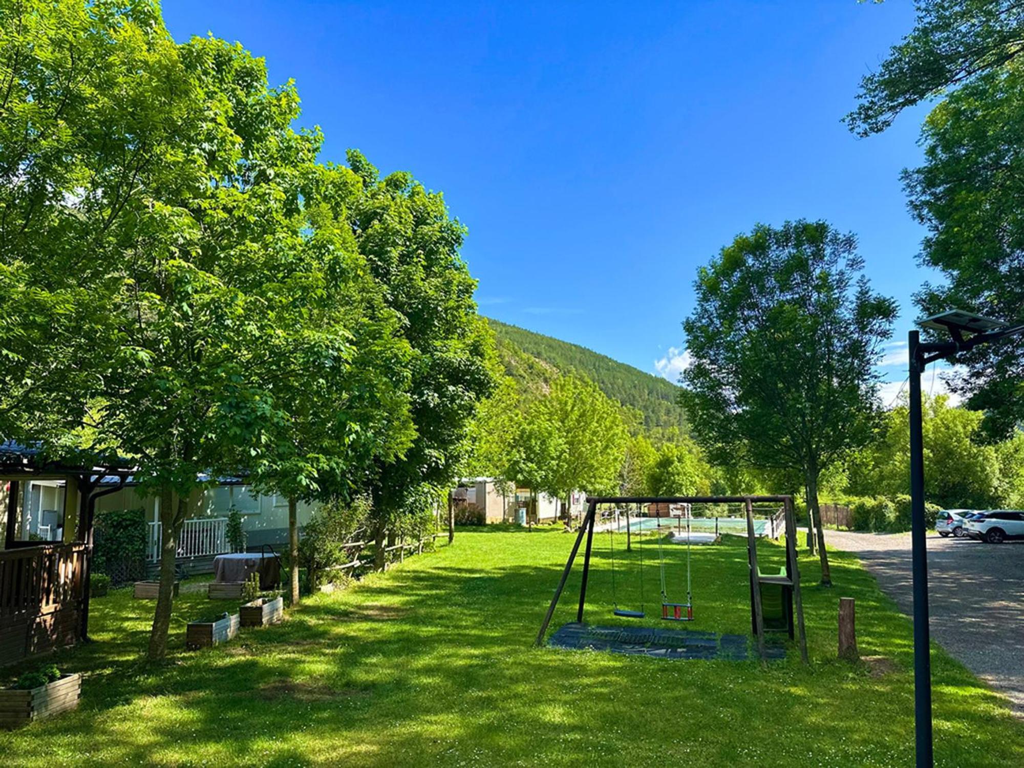 Bungalows Y Cabanas Solopuent Natur Castiello de Jaca Esterno foto